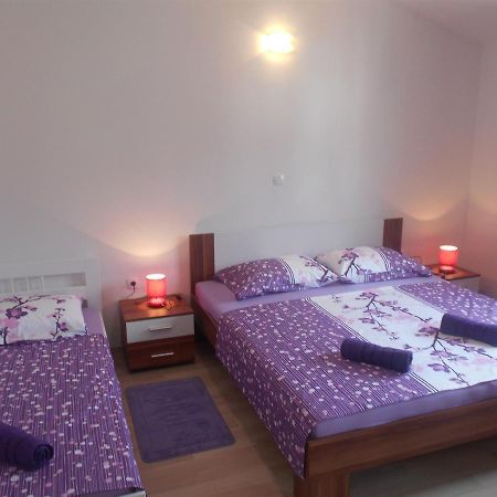 Apartment Cherry Kaštela Eksteriør bilde