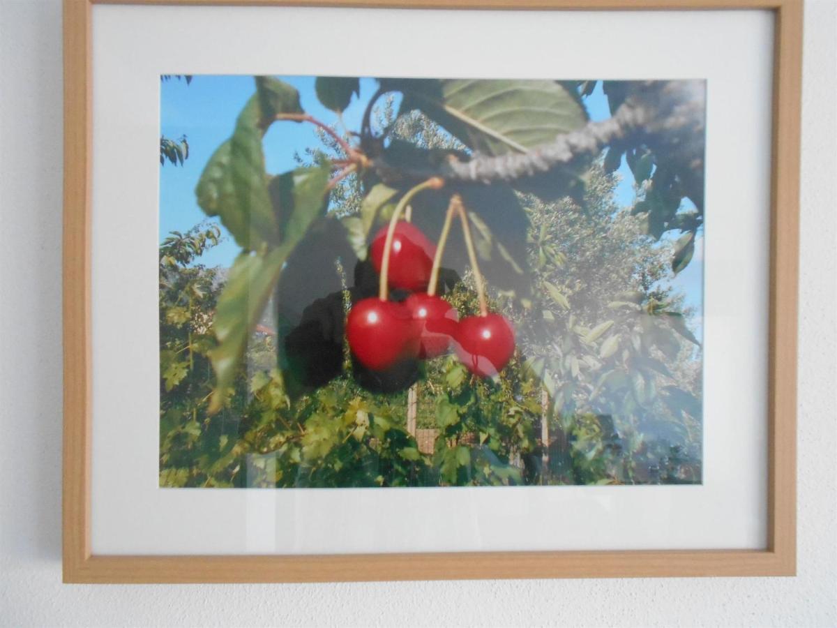 Apartment Cherry Kaštela Eksteriør bilde