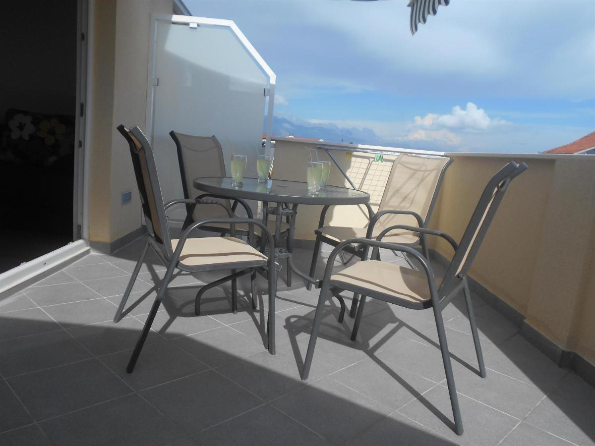 Apartment Cherry Kaštela Eksteriør bilde