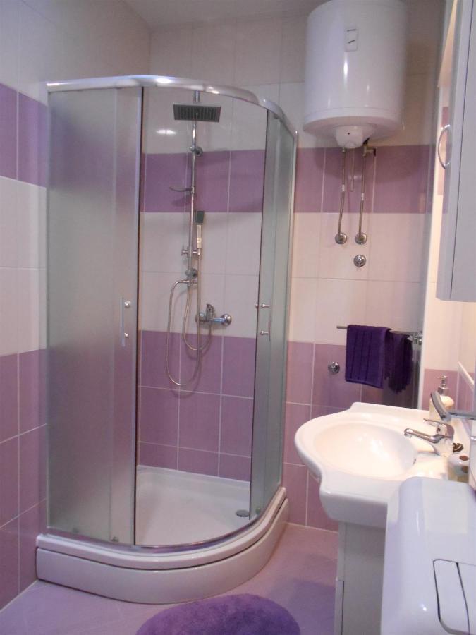 Apartment Cherry Kaštela Eksteriør bilde